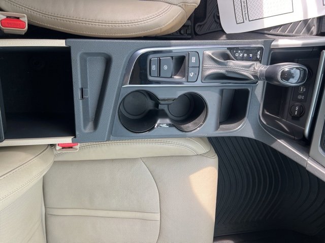 Used 2016 Hyundai Sonata Limited w/ Option Group 05 image 23