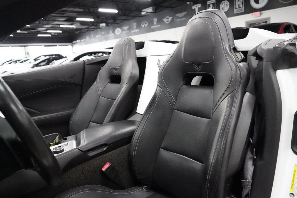Used 2019 Chevrolet Corvette Stingray Convertible w/ 2LT Preferred Equipment Group RWD image 15