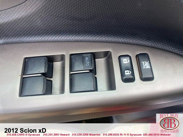 Used 2012 Scion xD image 12