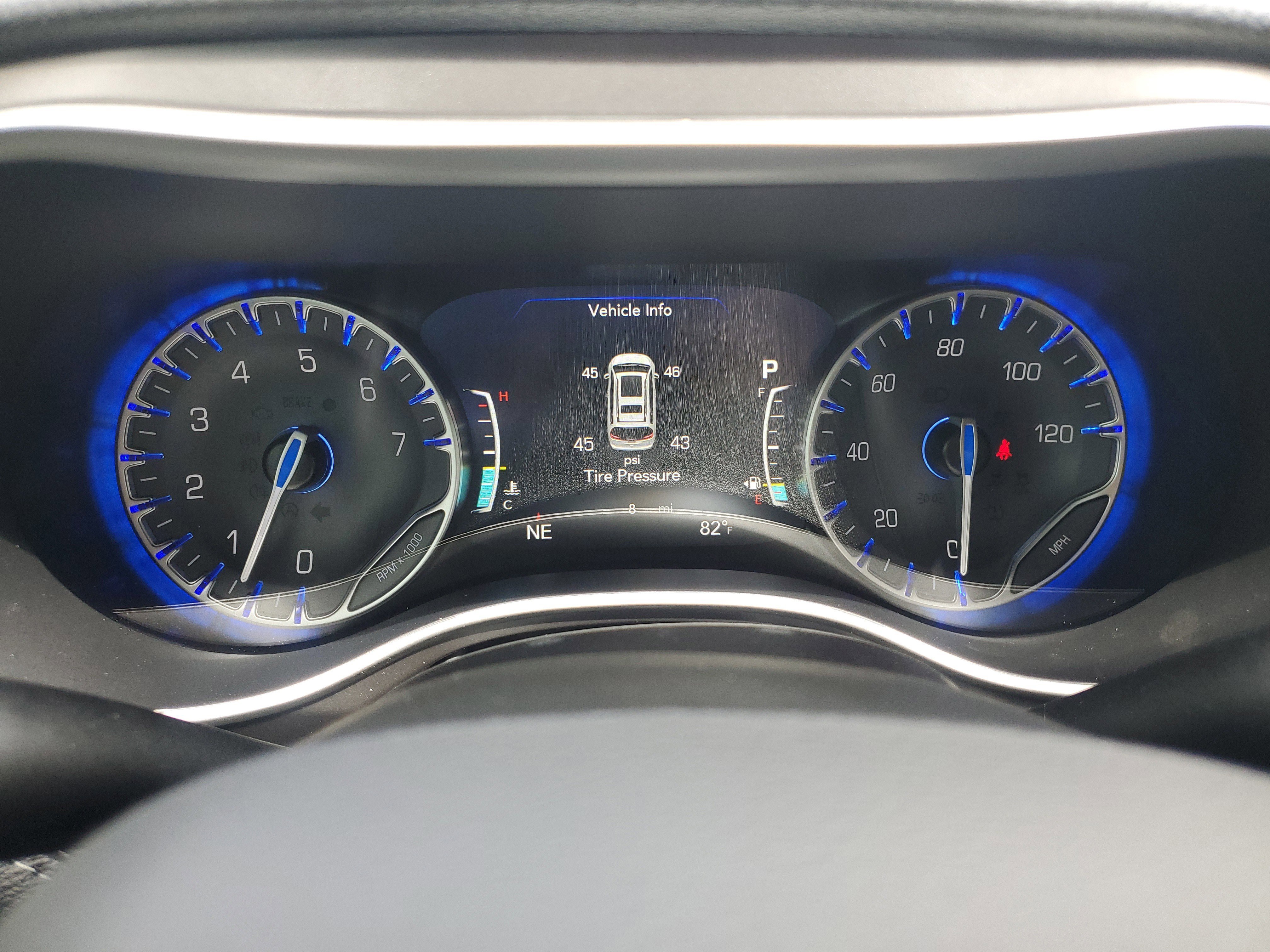 New 2026 Chrysler Pacifica Select image 17