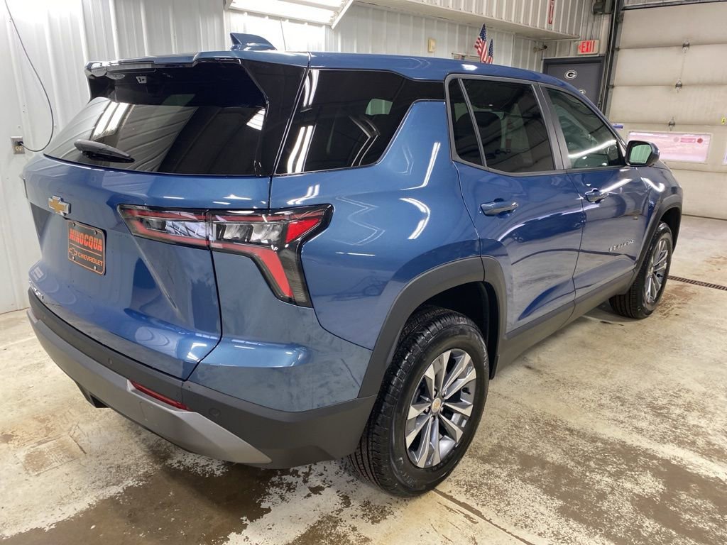 New 2026 Chevrolet Equinox LT w/ Convenience Package II AWD/4WD image 17