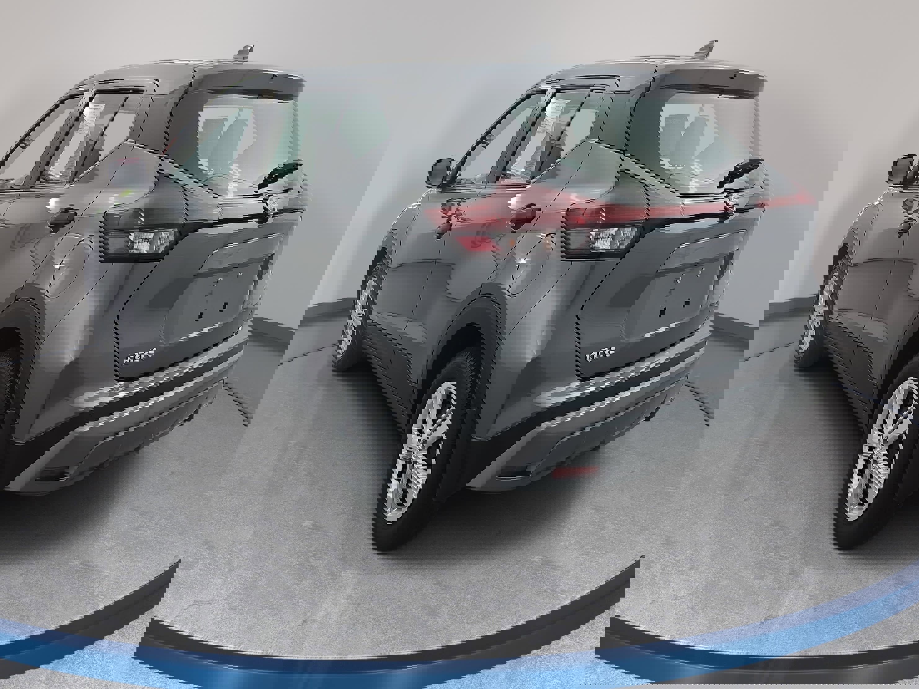 Certified 2025 Nissan Kicks Play S image 7