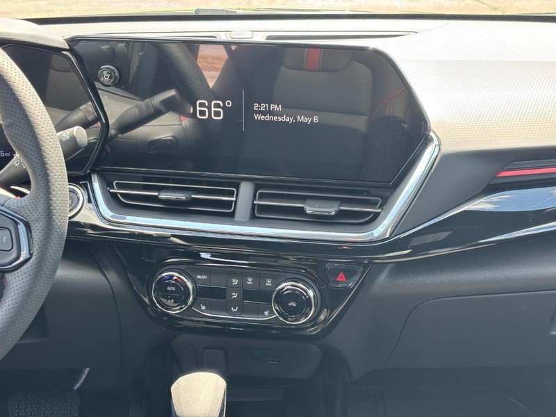 New 2026 Chevrolet Trax RS w/ Sunroof Package FWD image 8