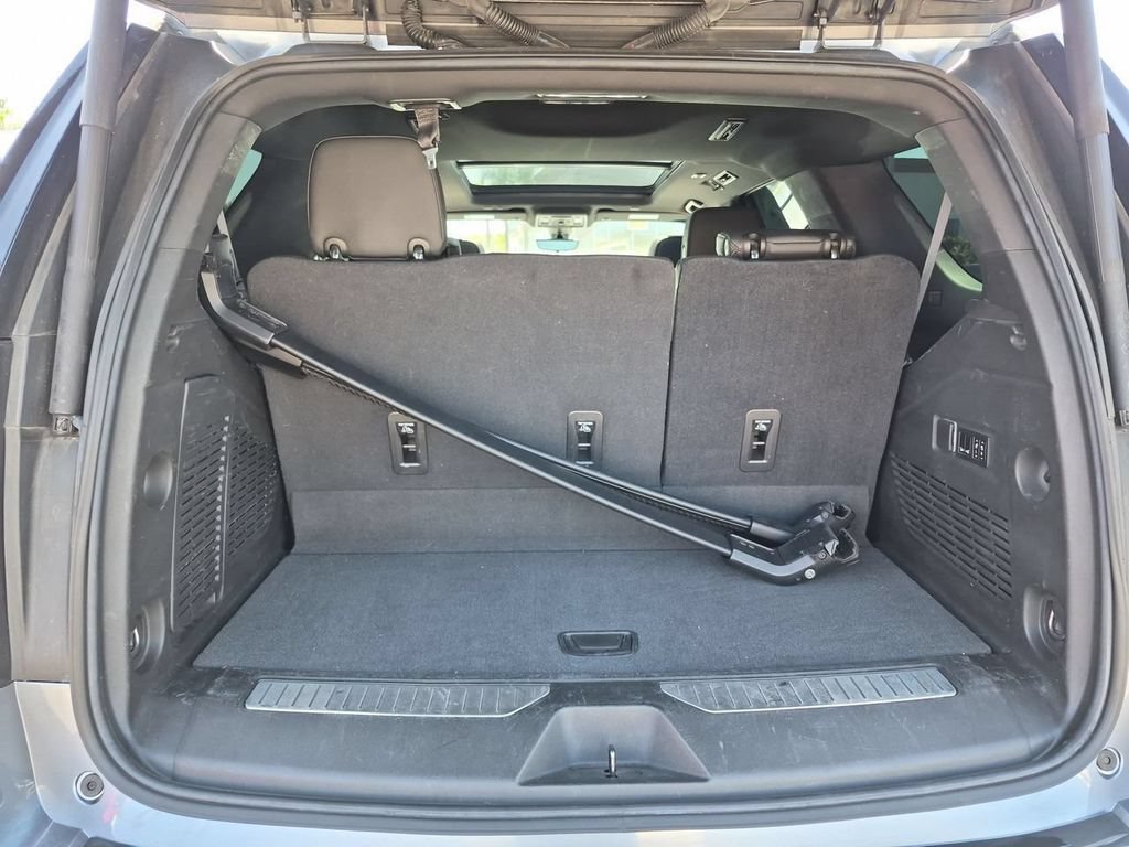 Used 2021 Chevrolet Tahoe High Country RWD image 27