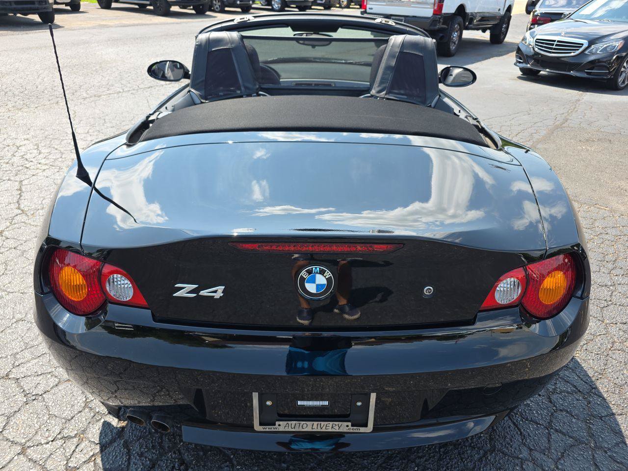 Used 2003 BMW Z4 2.5i RWD image 14