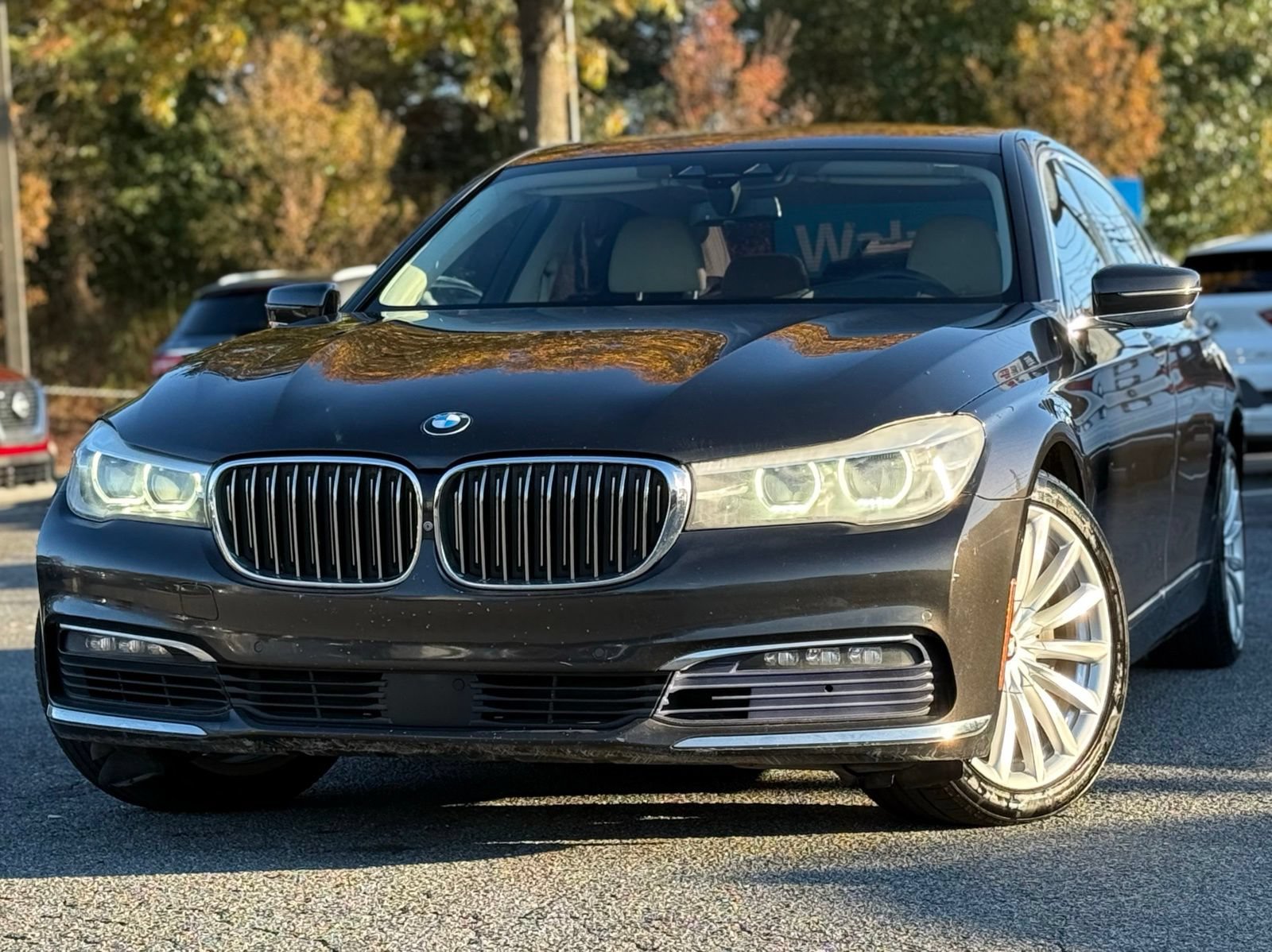 Used 2016 BMW 740i RWD video 1