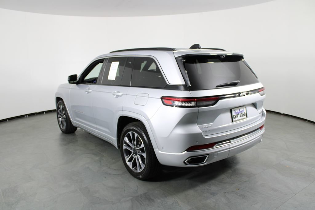 Used 2025 Jeep Grand Cherokee Overland w/ Adv Protech Group III AWD/4WD image 3