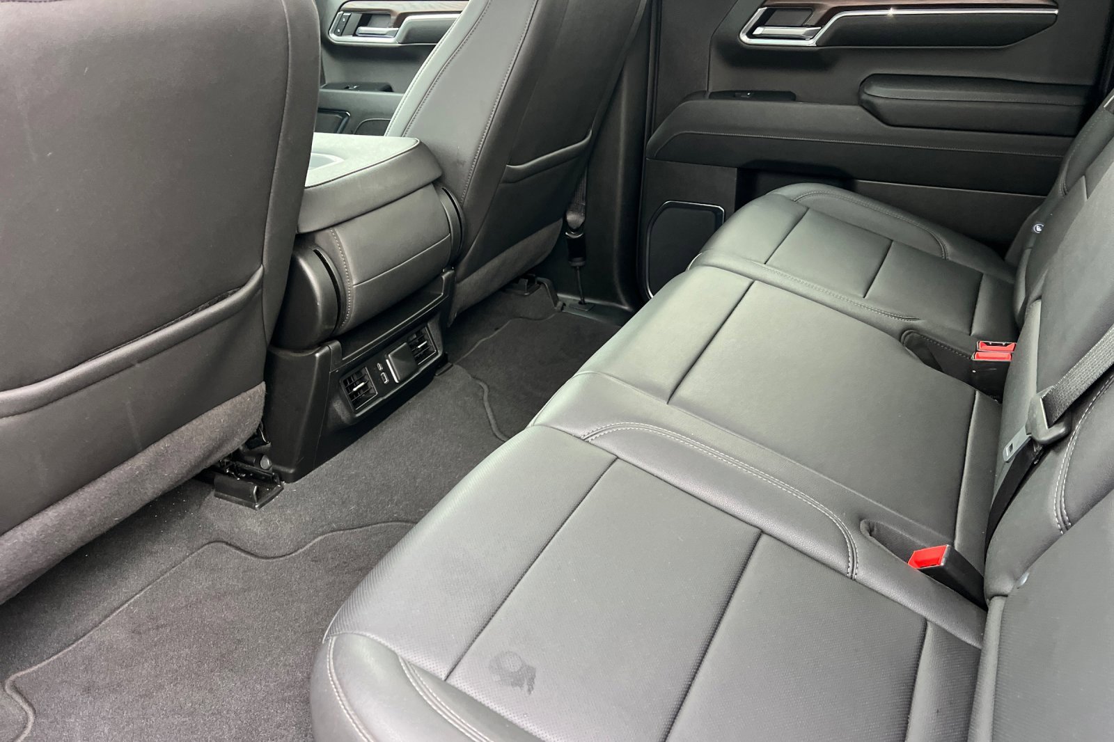 Used 2024 GMC Sierra 1500 SLT image 14