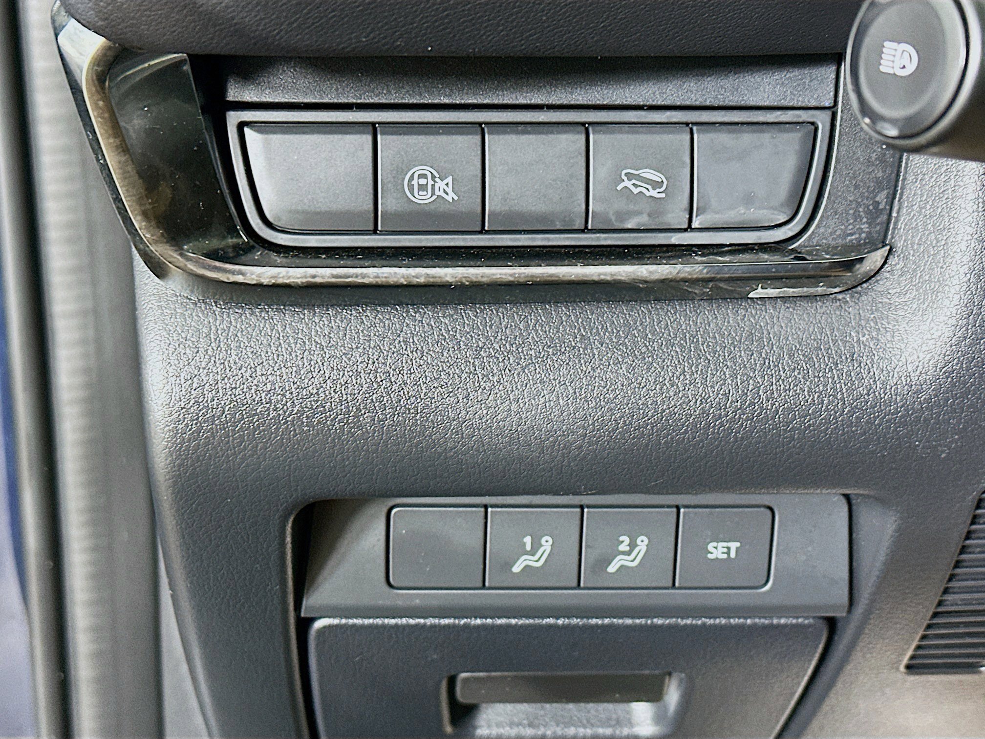 Used 2025 MAZDA CX-30 AWD 2.5 S w/ Preferred Package image 17