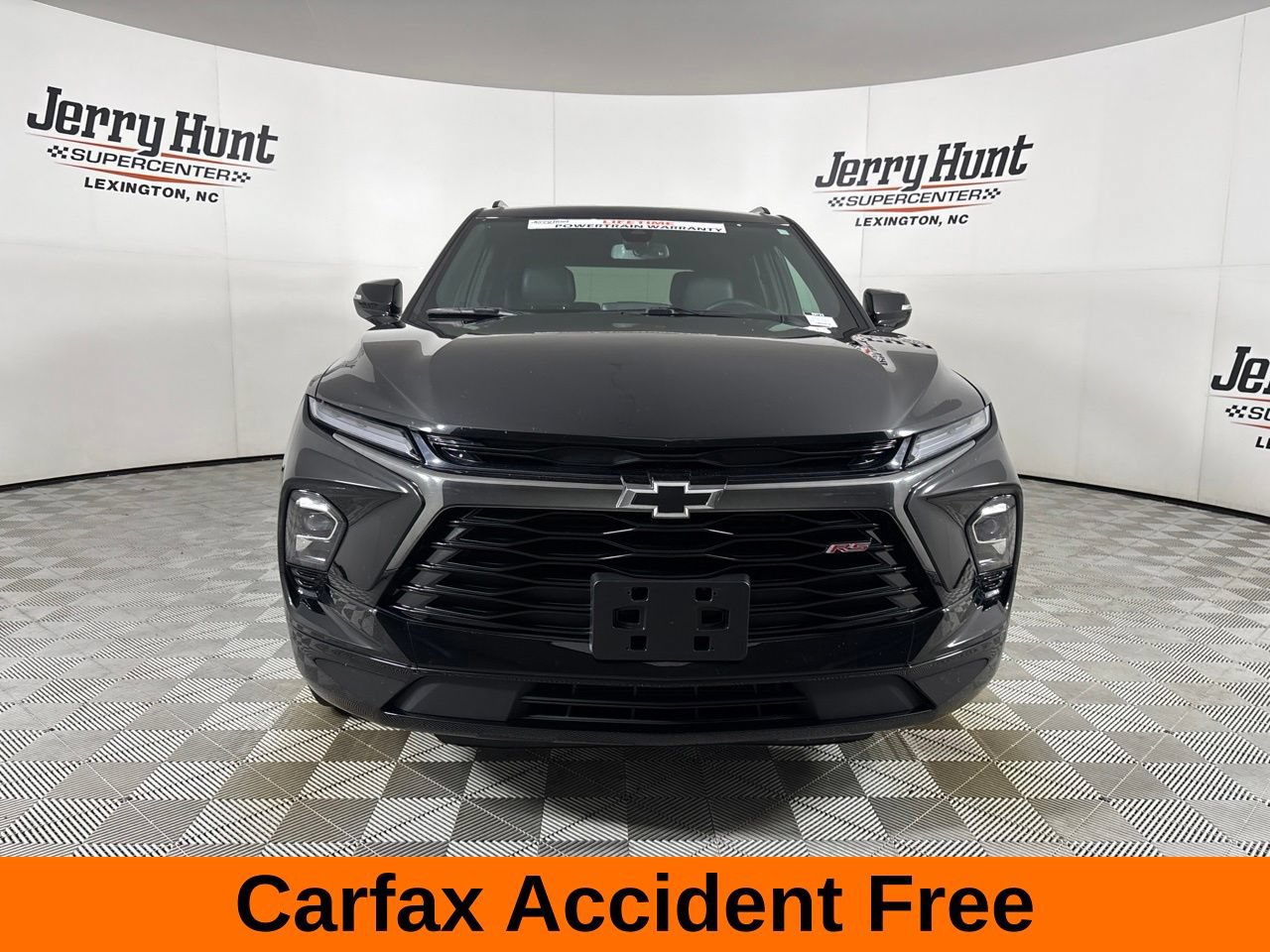Used 2025 Chevrolet Blazer RS FWD image 3