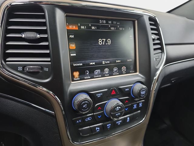 Used 2016 Jeep Grand Cherokee Limited w/ Luxury Group II AWD/4WD image 19