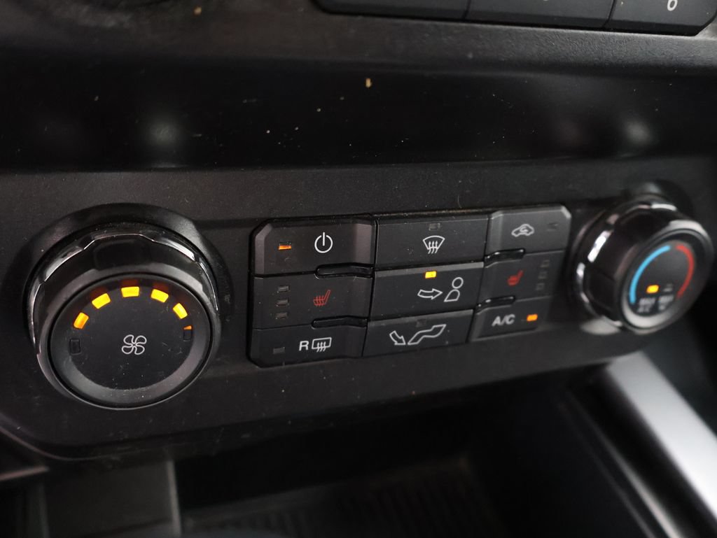 Used 2019 Ford F150 XLT w/ Equipment Group 302A Luxury AWD/4WD image 22