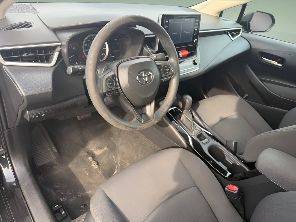 Used 2021 Toyota Corolla LE FWD image 10