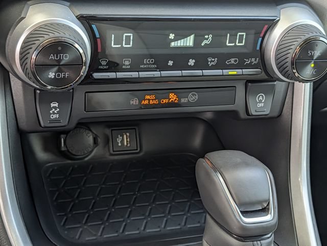 Used 2025 Toyota RAV4 XLE Premium FWD image 17