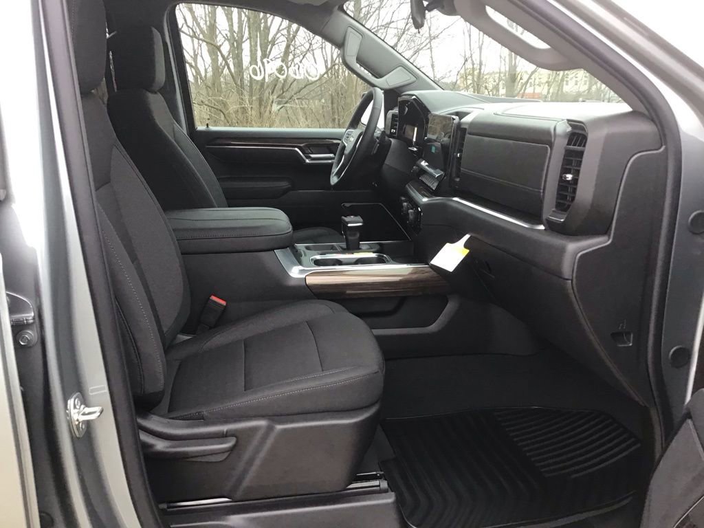 New 2026 Chevrolet Silverado 1500 LT w/ Z71 Off-Road Package image 22
