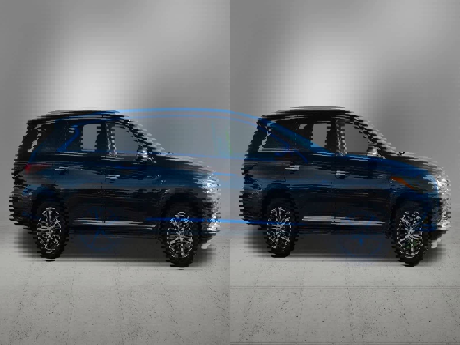 Used 2019 INFINITI QX60 Luxe w/ Essential Package image 7