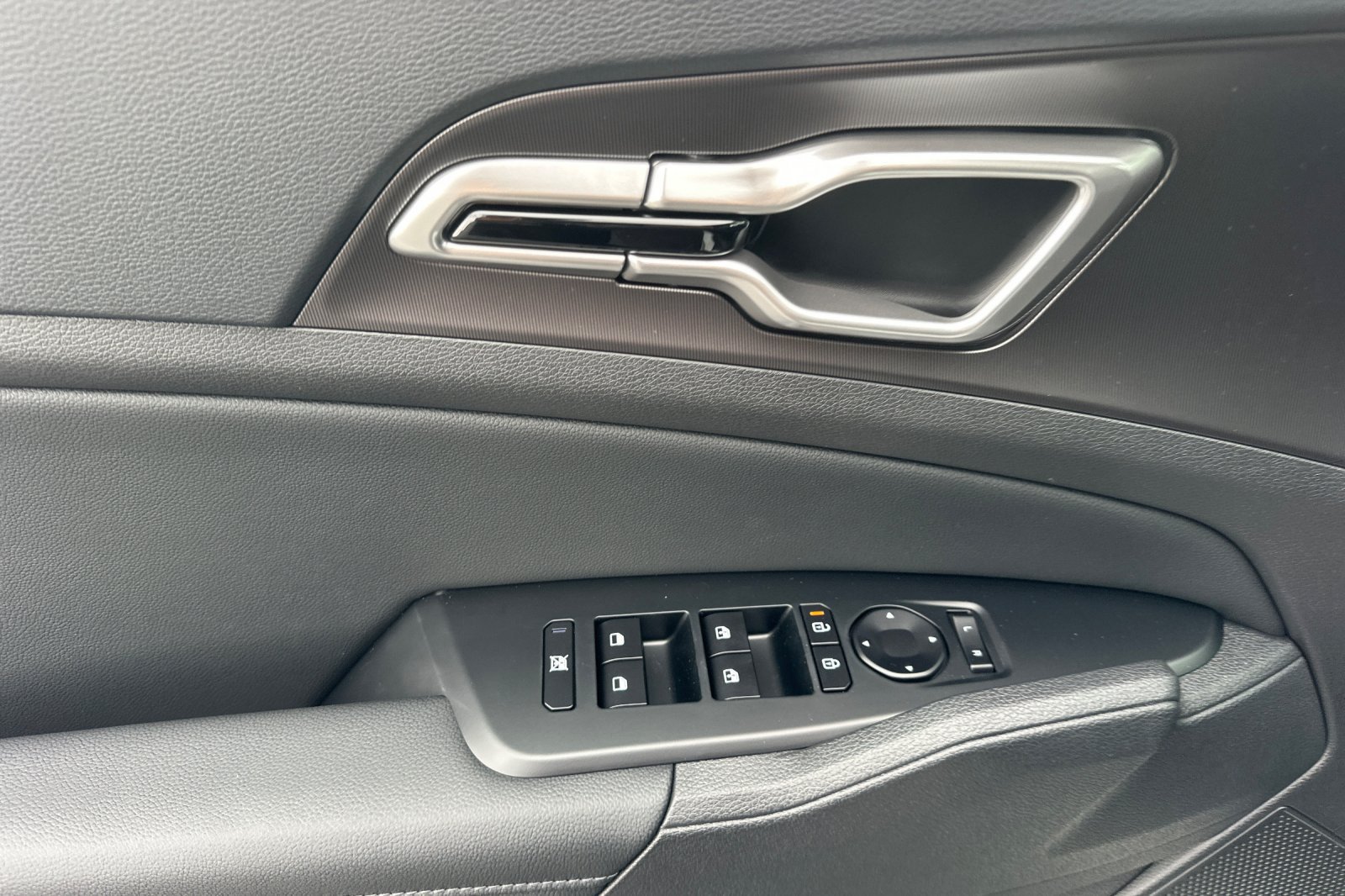 New 2027 Kia Sportage EX AWD/4WD image 12