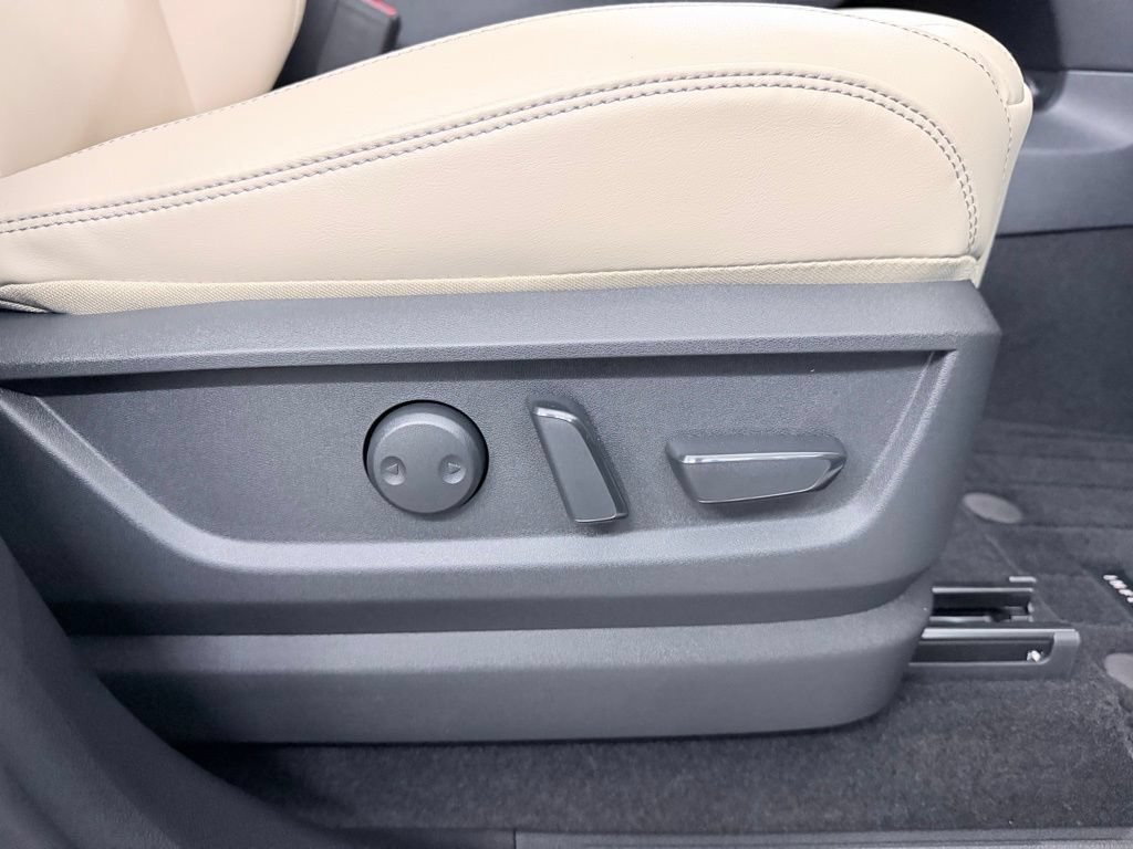 Certified 2026 INFINITI QX80 Pure w/ Cargo Package RWD image 44