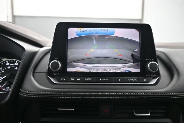 Used 2023 Nissan Rogue SV AWD/4WD image 18