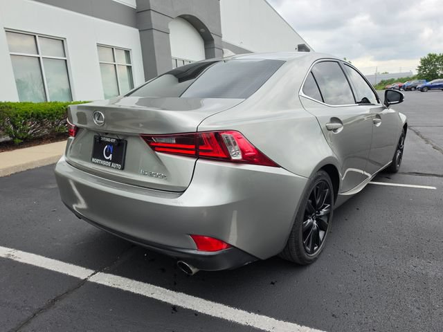 Used 2016 Lexus IS 200t RWD image 7