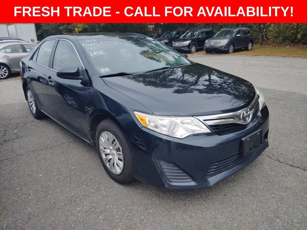 Used 2014 Toyota Camry LE