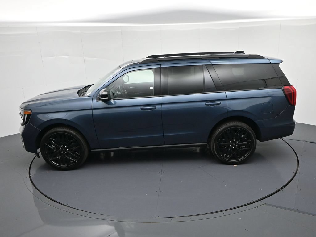 New 2027 Ford Expedition Platinum w/ Stealth Performance Package AWD/4WD image 18