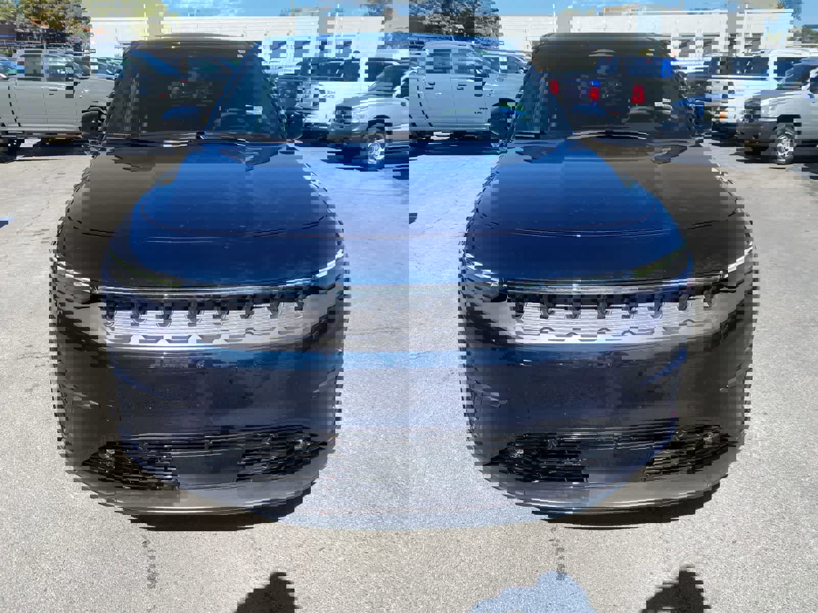 Used 2024 Jeep Wagoneer Launch Edition image 2