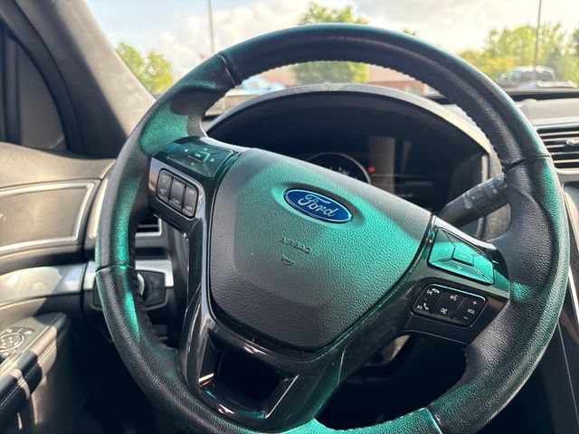 Used 2017 Ford Explorer Sport w/ Equipment Group 401A AWD/4WD image 15