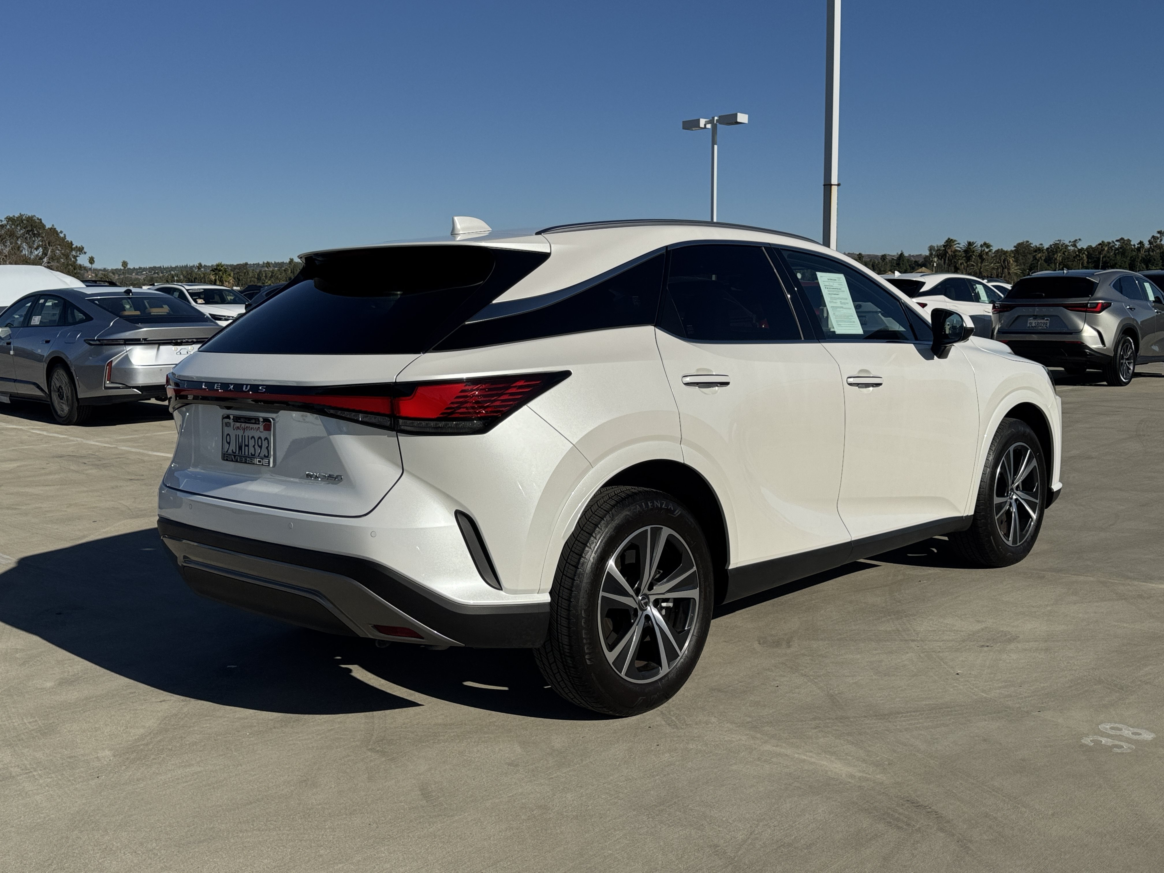 Certified 2024 Lexus RX 350 Premium w/ Accessory Package (Z1) FWD image 9