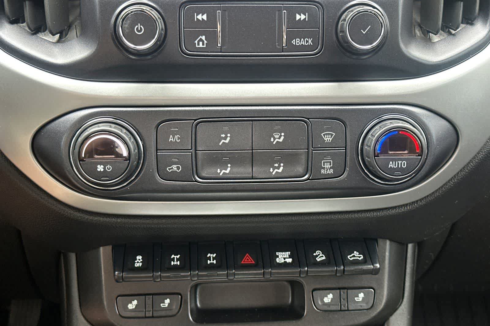 Used 2021 Chevrolet Colorado ZR2 AWD/4WD image 21