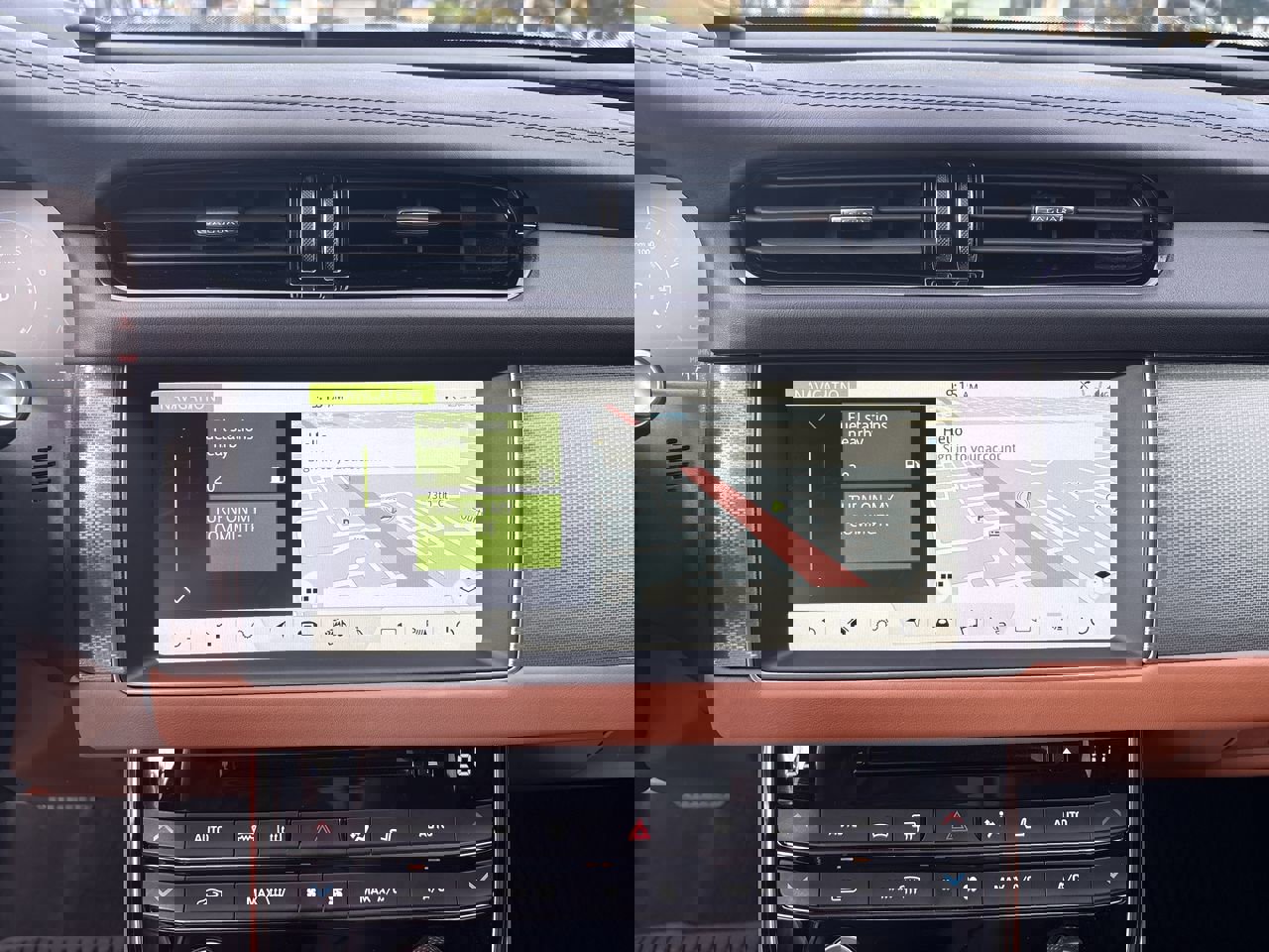 Used 2018 Jaguar XF Portfolio image 28