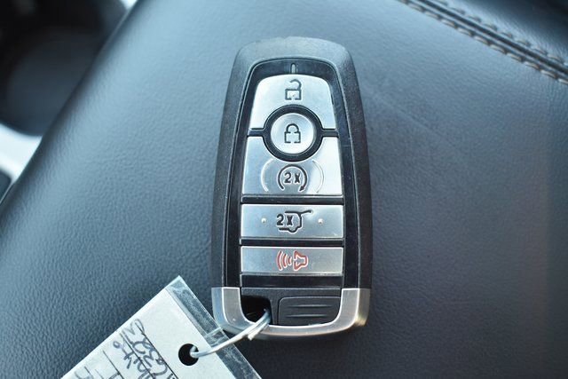 Used 2023 Ford Explorer XLT w/ Equipment Group 202A image 30