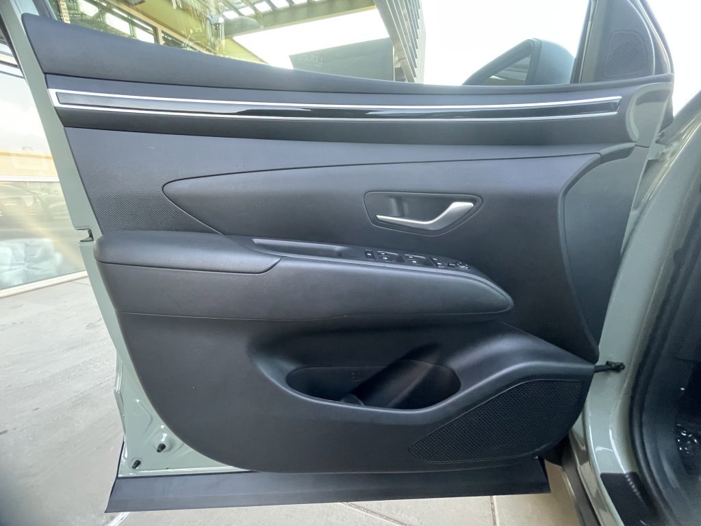 Used 2023 Hyundai Santa Cruz SEL image 28