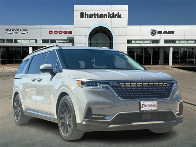 Used 2023 Kia Carnival SX Prestige