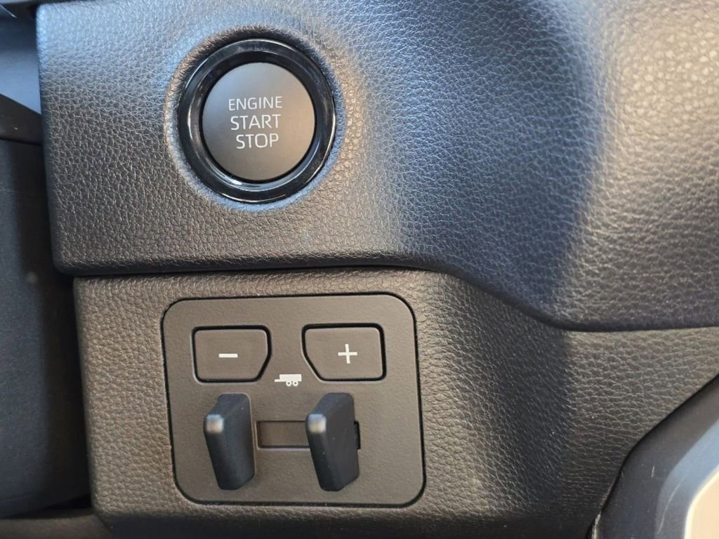 Used 2025 Toyota Tundra SR5 image 9