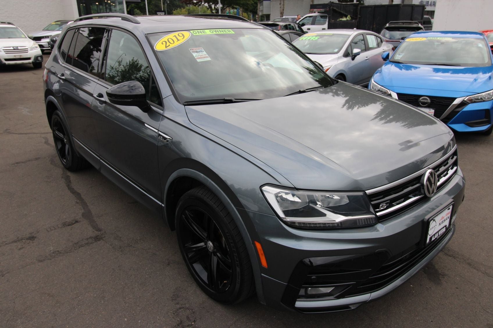 Used 2019 Volkswagen Tiguan SEL Premium R-Line image 7