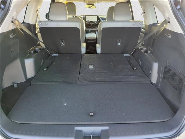 Certified 2026 Toyota Highlander XLE image 25