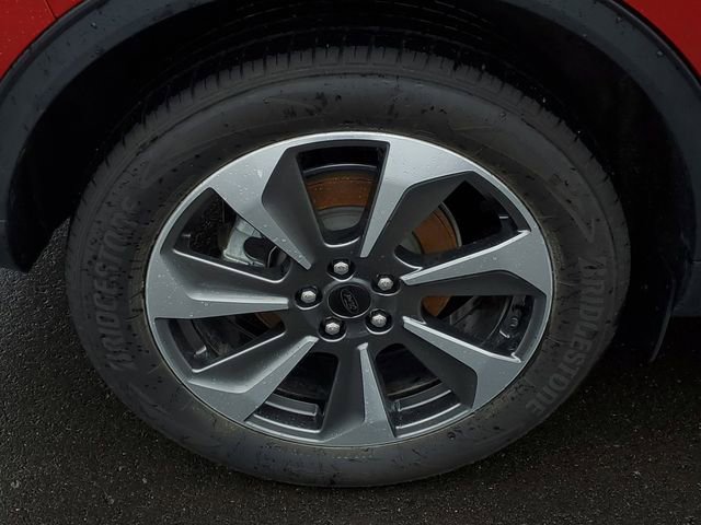 Certified 2023 Ford Escape Platinum w/ Premium Technology Package image 5