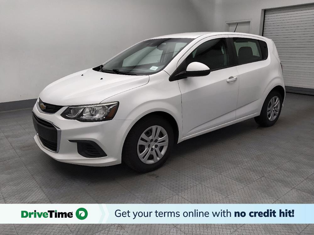 Used 2020 Chevrolet Sonic LT FWD image 1