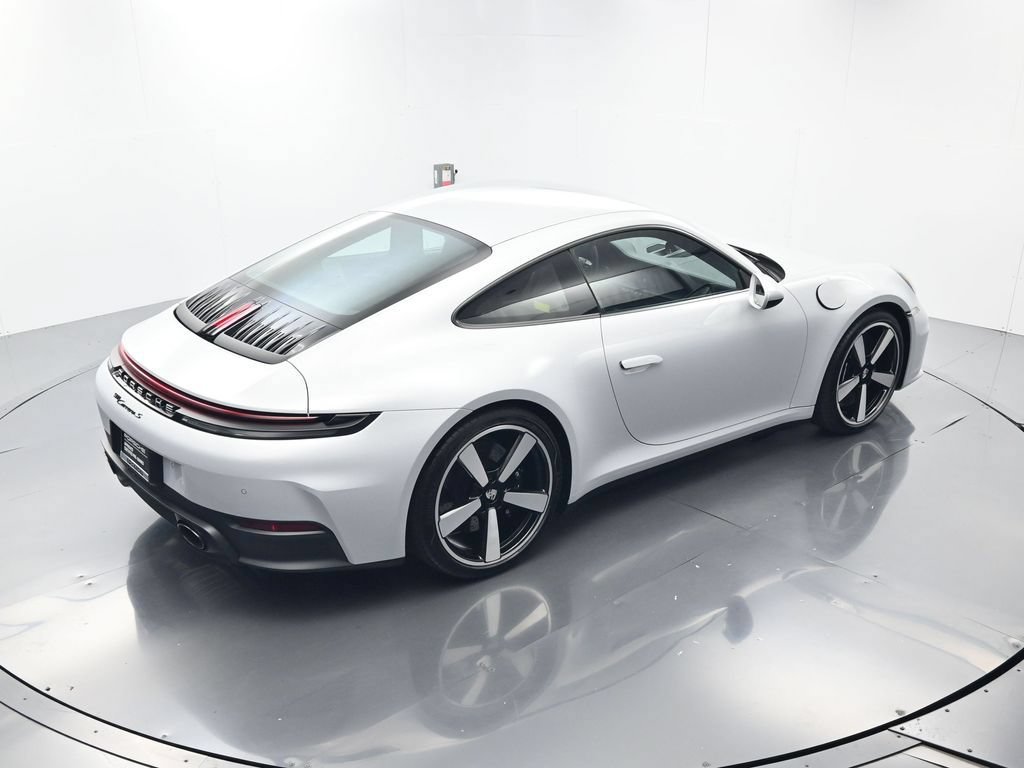 Certified 2026 Porsche 911 Carrera S RWD image 39