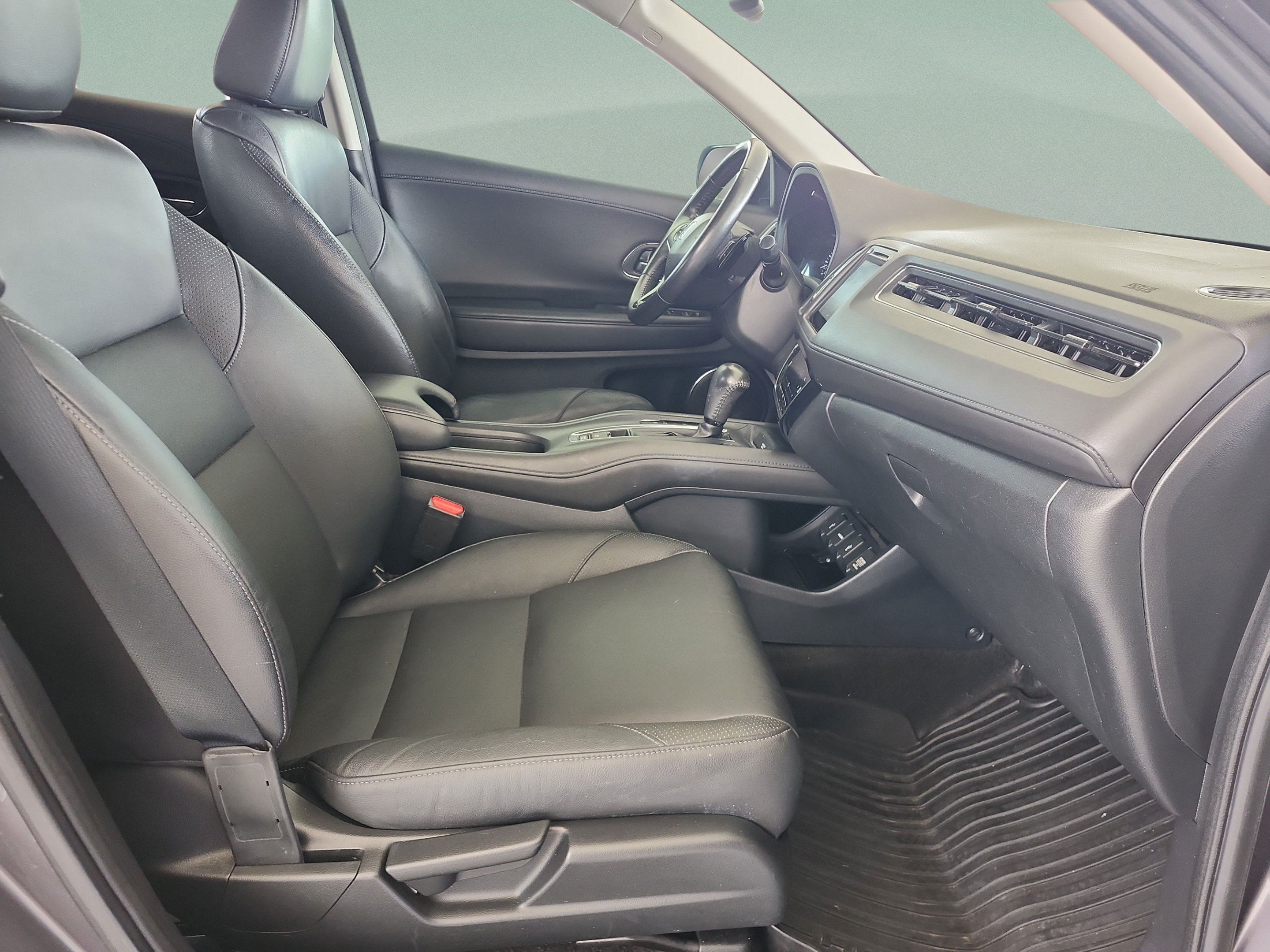 Used 2018 Honda HR-V EX-L image 22