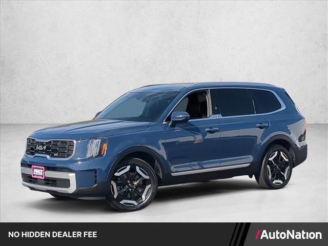 Used 2025 Kia Telluride S FWD image 1