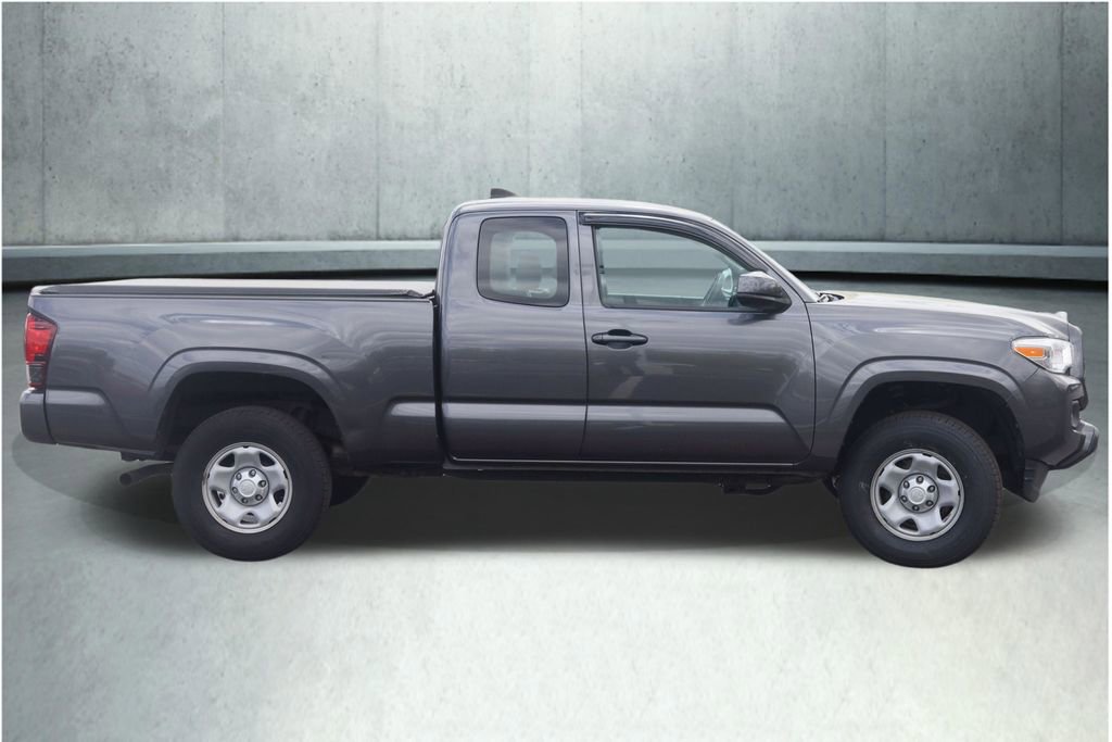 Used 2018 Toyota Tacoma SR w/ SR Convenience Package AWD/4WD image 8