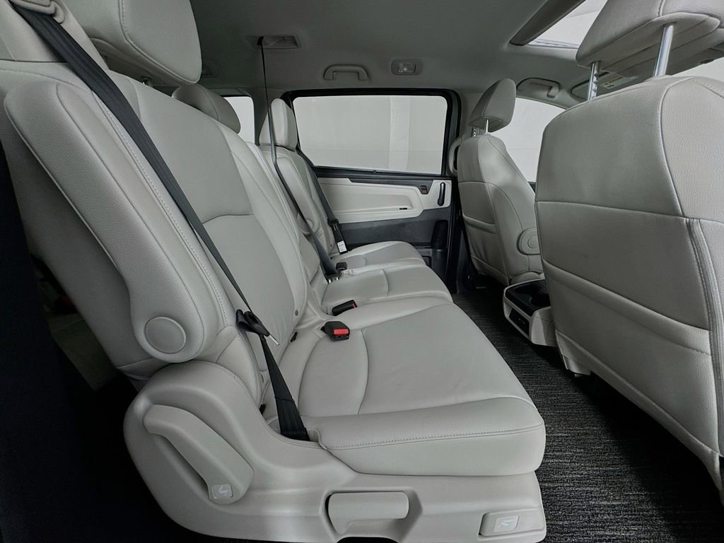 Certified 2026 Honda Odyssey EX-L image 38