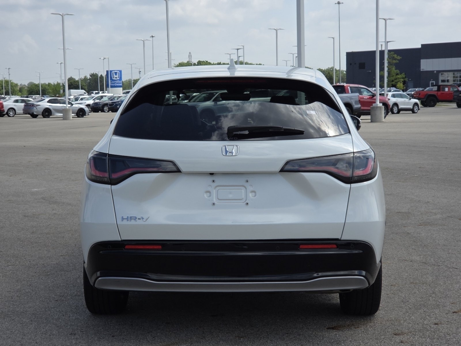 Used 2023 Honda HR-V EX-L image 19