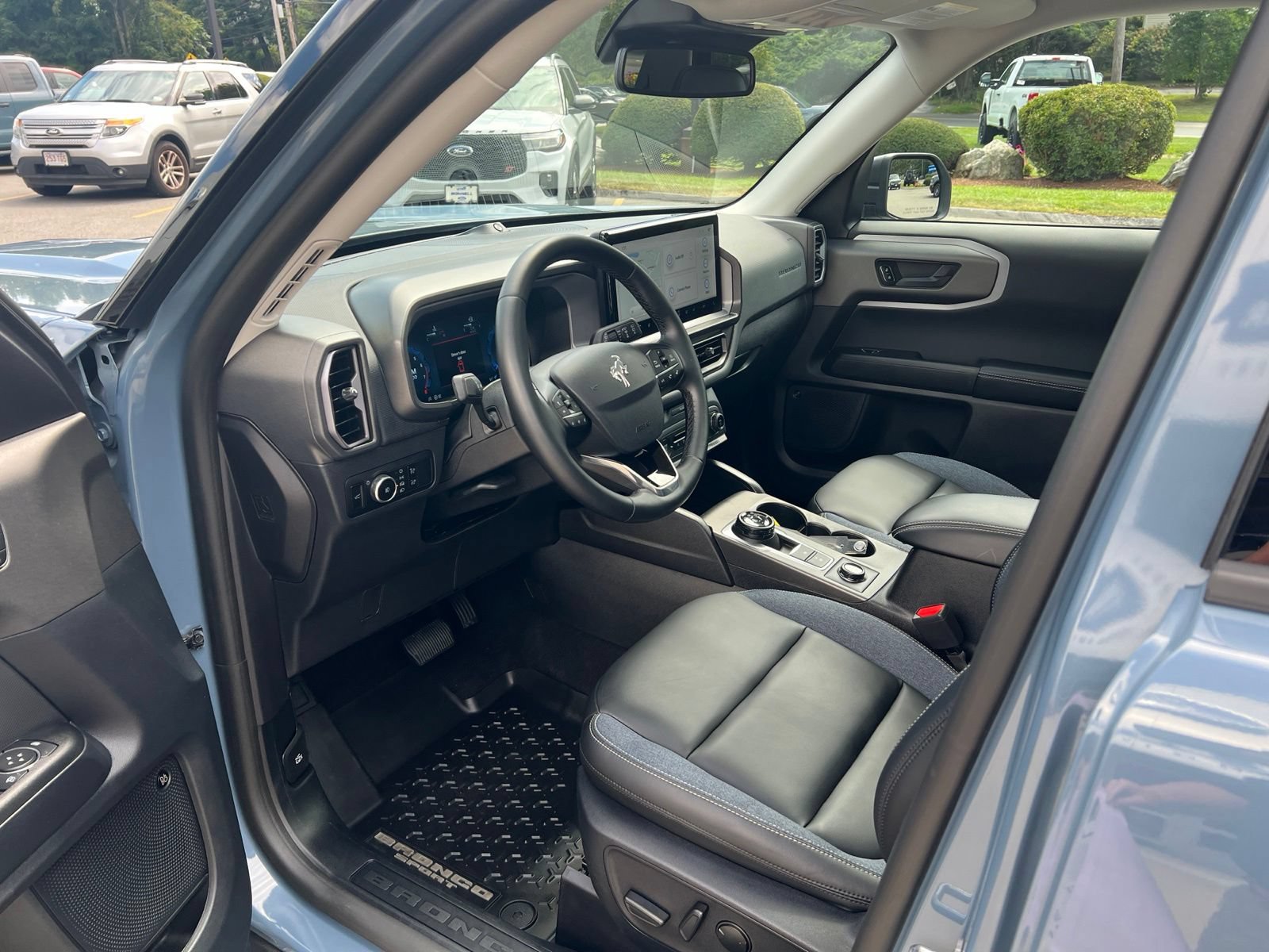 Used 2025 Ford Bronco Sport Outer Banks w/ Outer Banks Tech Package+ AWD/4WD image 19