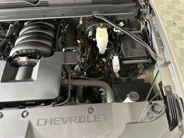 Used 2019 Chevrolet Suburban LT w/ Luxury Package image 33