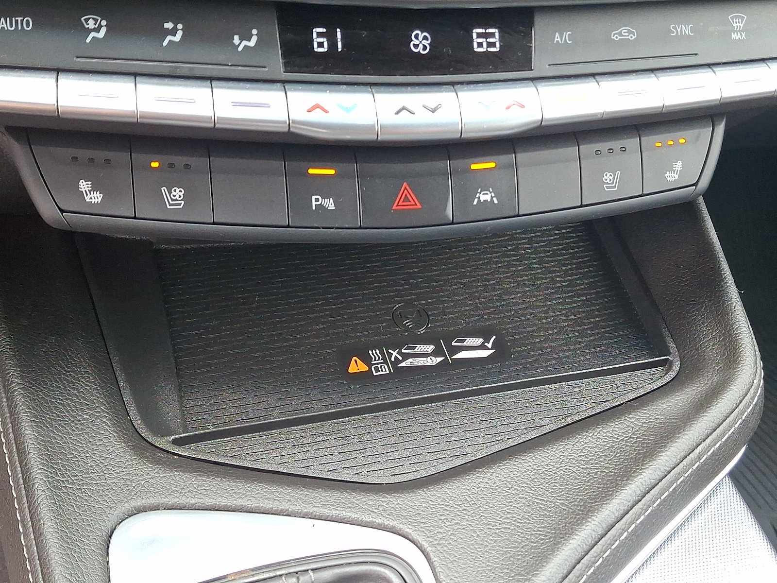 Certified 2023 Cadillac CT4 Premium Luxury AWD/4WD image 31