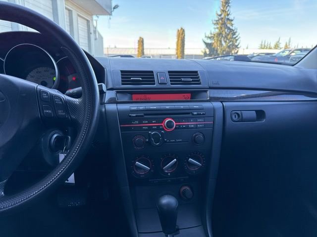 Used 2007 MAZDA MAZDA3 i Touring image 19