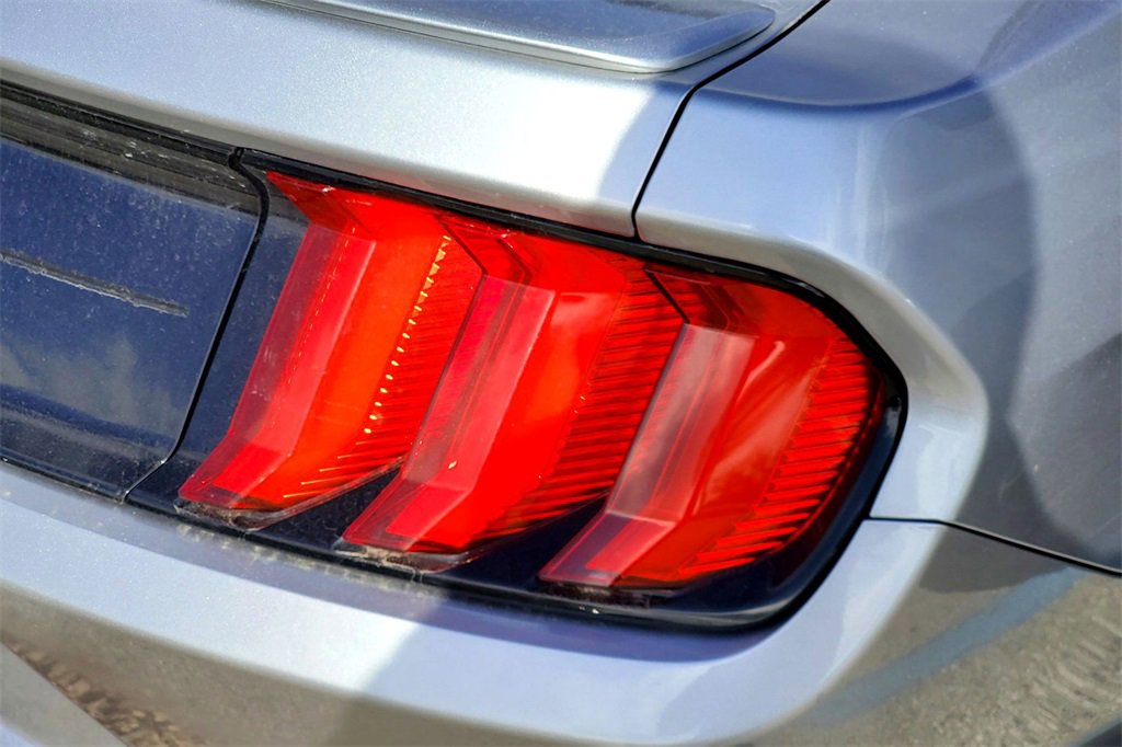 Used 2023 Ford Mustang Premium image 5